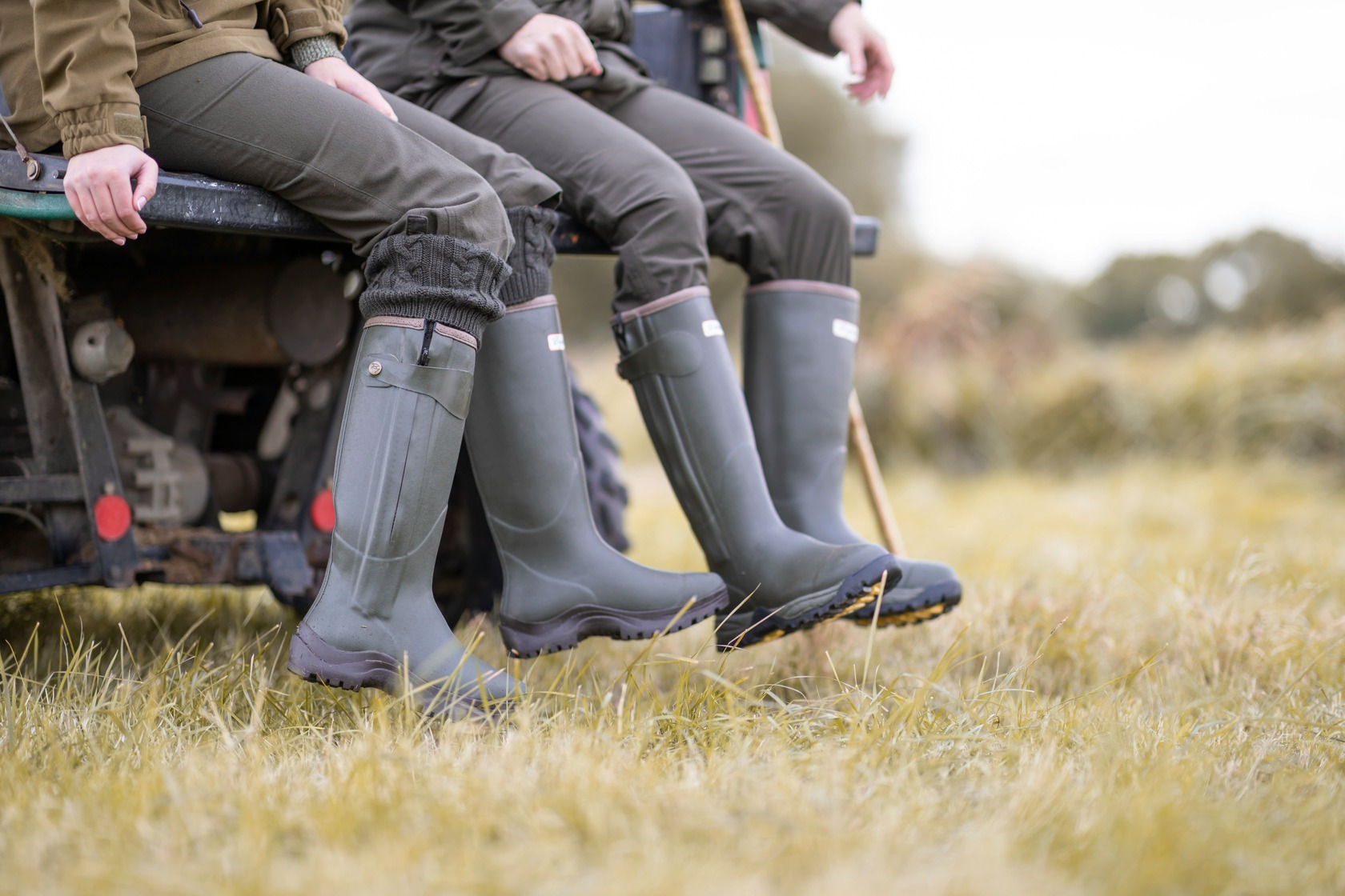 Footwear & Apparel, Gloves